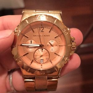 Michael Kors rose gold watch